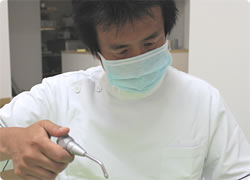 【吹田・岸辺・南千里・五月が丘の歯医者】いわさ歯科 院長  岩佐 修宏